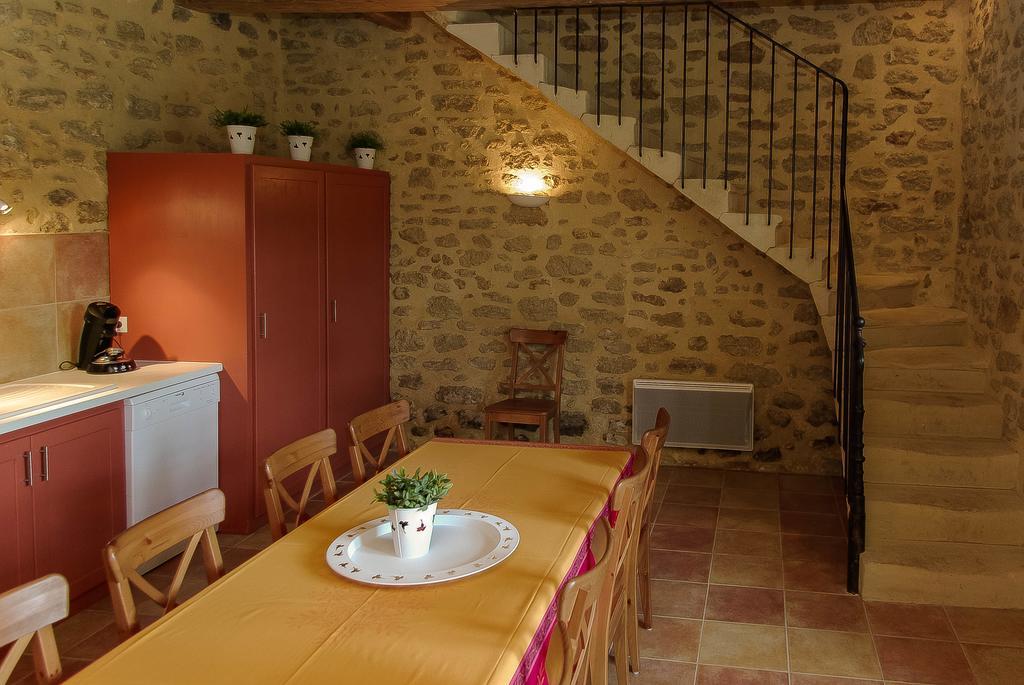La Moutiere Hotel Colonzelle Phòng bức ảnh